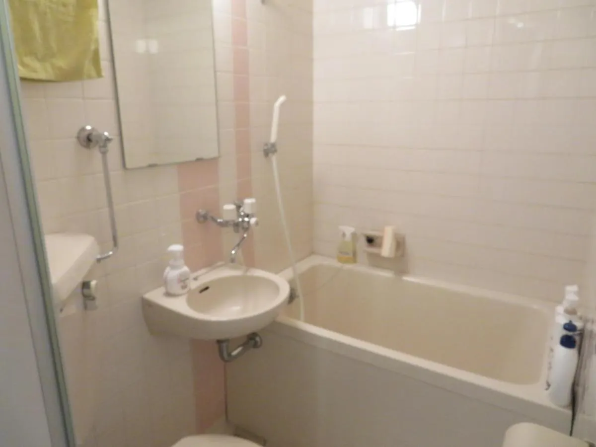 Apartment 直前半額プライベート個室トイレバスタブ付民泊札幌市中心部でシンプルな滞在 Japan